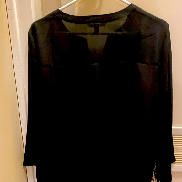 Ladies dress blouse - Picture 1 of 2